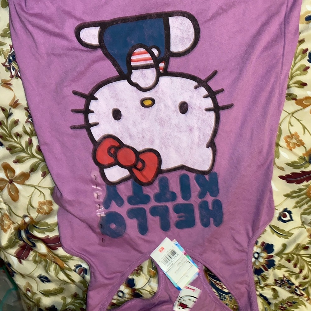 Hello kitty tank NWT
